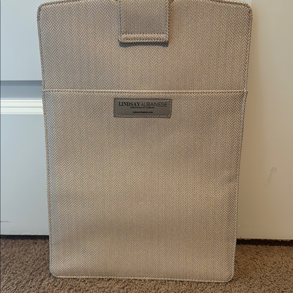 Beige Laptop Sleeve Lindsay Albanese